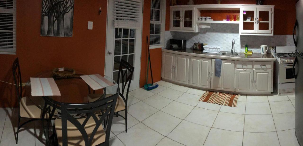 Tropical Apartments Tobago Scarborough Exterior foto